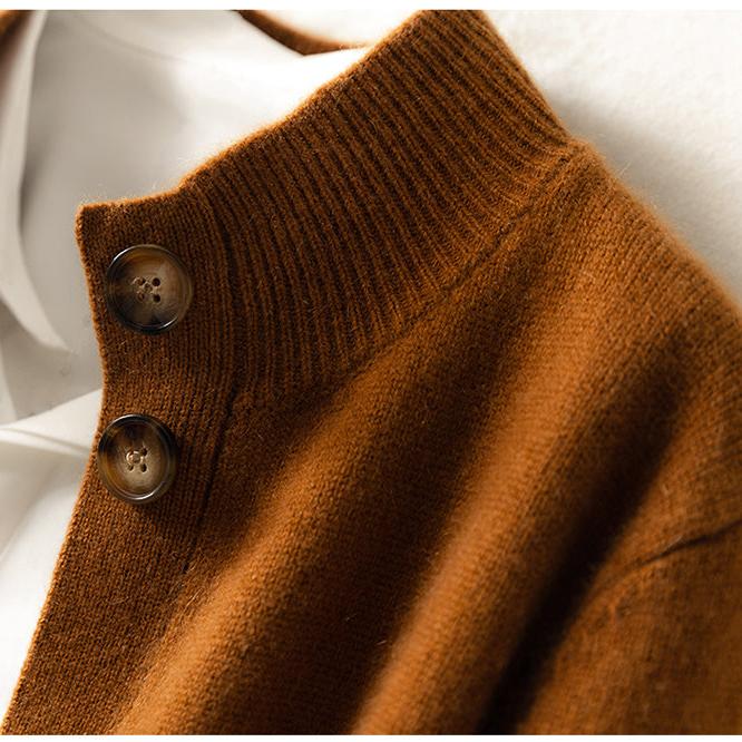 Vittoria | Soft Cardigan with Buttons