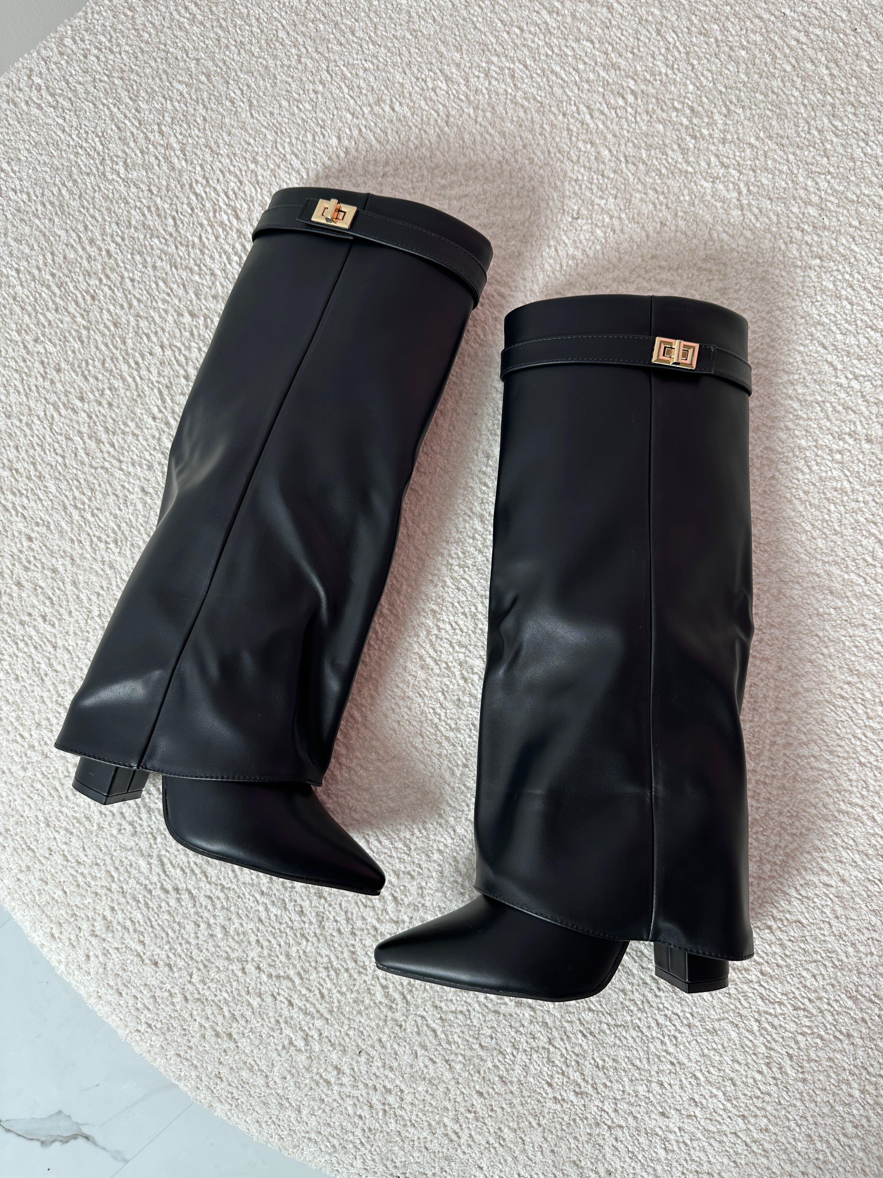 SERENA™ - Shark Leather Boots