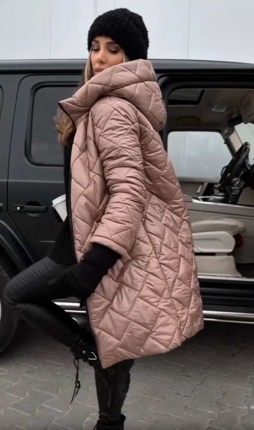 Bogna | Elegant quilted winter coat with hood