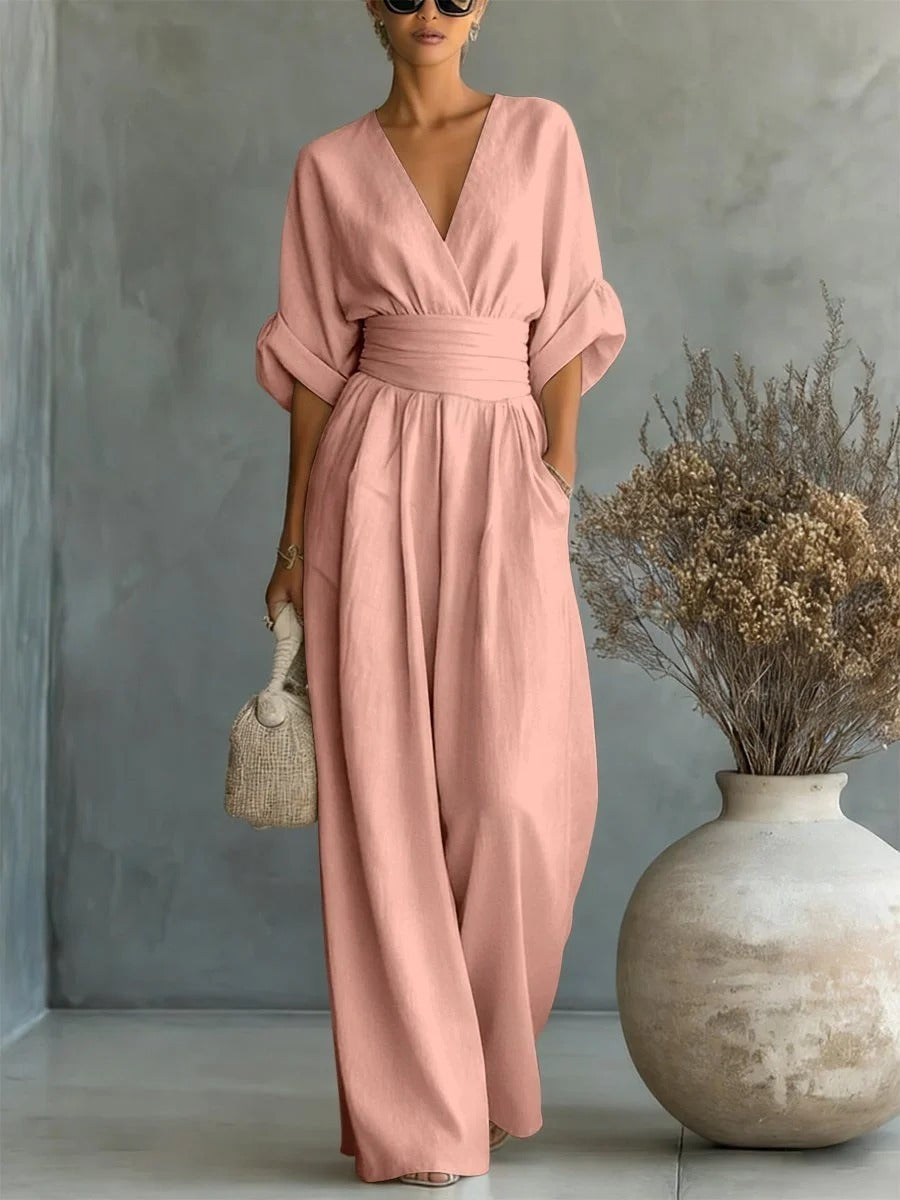 Elegant jumpsuit with V-neck and high waist