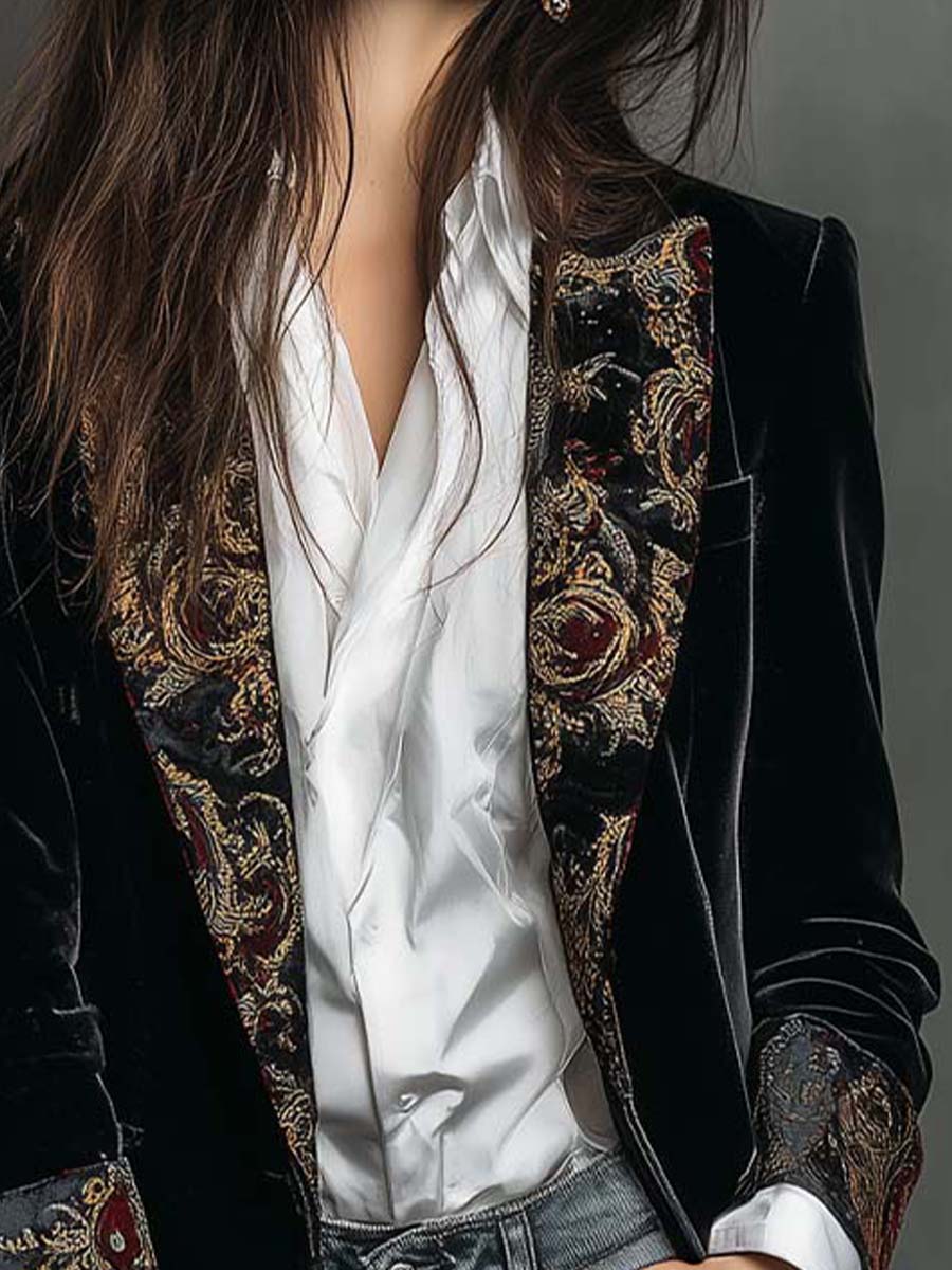 Leontine | Fitted Black Baroque Blazer