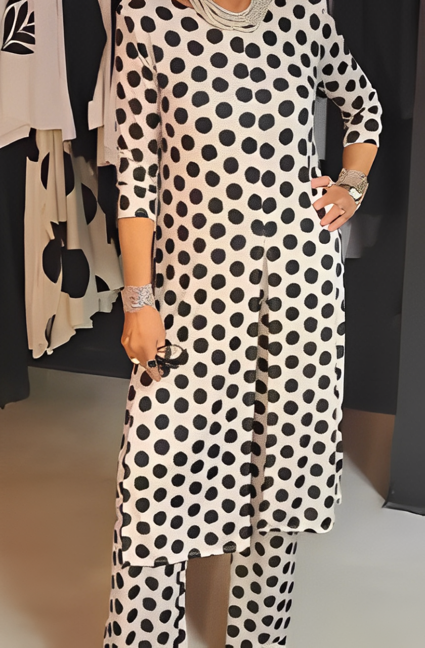LILIANA | Complete Two-Piece with Polka Dot Print for Relaxed Elegance and Versatile Summer Looks